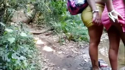 कुतिया वैलेरी वोक्स अपने सेक्सी मूवी शॉर्ट प्रेमी की गेंदों को चाटती है