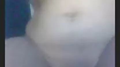 फुफकारती हुई निगा भोजपुरी सेक्सी हिंदी मूवी ने कुतिया की चूत को चाट लिया
