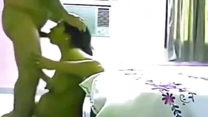 संचिका लड़कियों ने अपने pussies के साथ लड़के को इंग्लिश सेक्सी मूवी वीडियो गड़बड़ कर दिया
