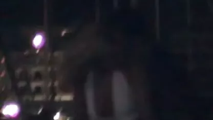 लाल बालों वाली कुतिया ने उसकी मुट्ठी को गोरा की मिथुन की सेक्सी मूवी चूत में घुसा दिया