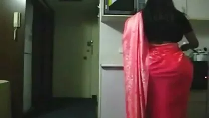 दोस्त ने चिक को हथकड़ी लगाई, उसके मुंह को स्कॉच टेप टार्ज़न मूवी सेक्सी और एक संकीर्ण गुदा में चुदाई के साथ सील कर दिया