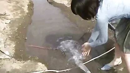 काला, मोटा लंड सेक्सी वीडियो में हिंदी मूवी एक लड़की को चीरता हुआ अलग हो गया